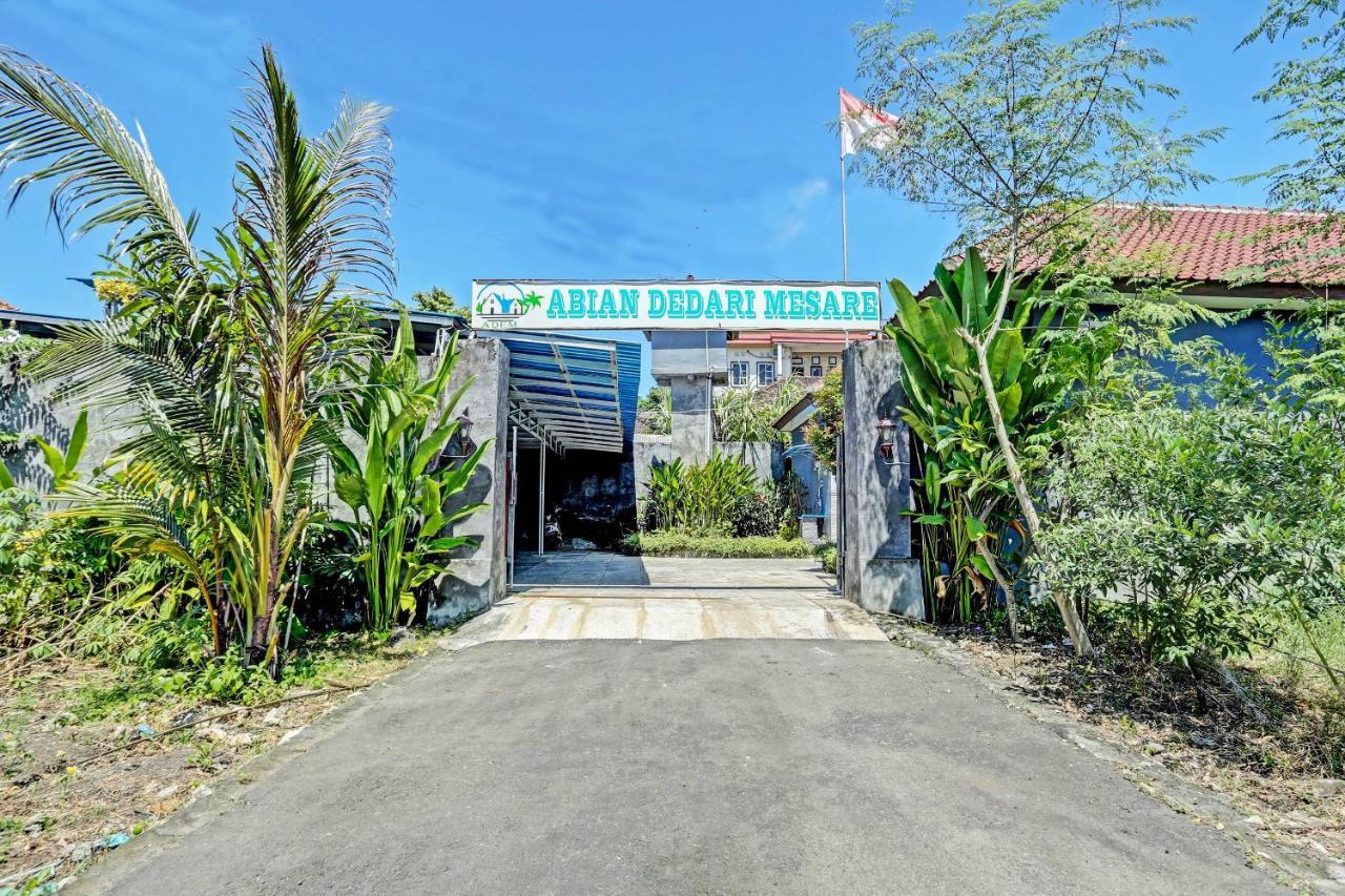 Super Oyo 91206 Abian Dedari Mesari Hotel Nusa Dua  Kültér fotó