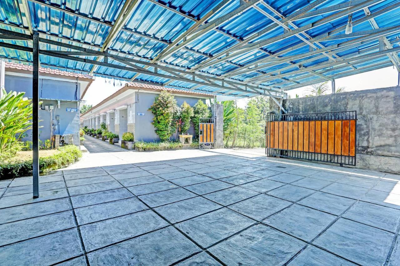 Super Oyo 91206 Abian Dedari Mesari Hotel Nusa Dua  Kültér fotó